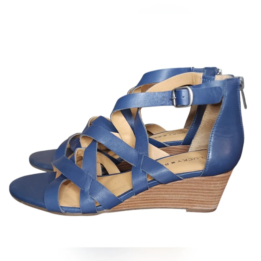 Lucky Brand NWOT Jewelia Blue Buckle Ankle Sandal Women's Size 7.5 M